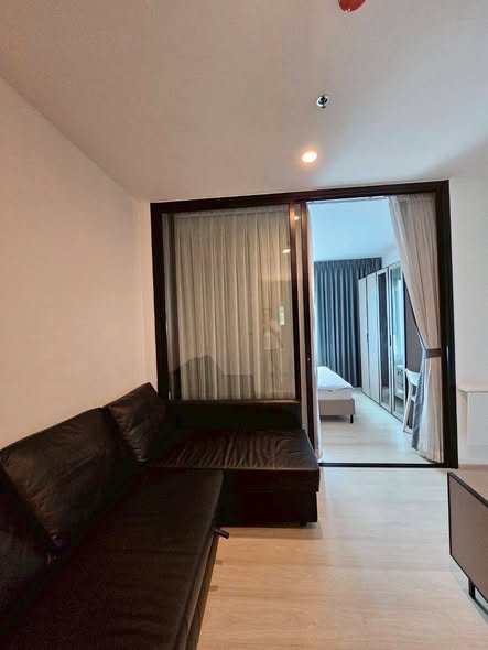 bedroom and room interior of Life Asoke