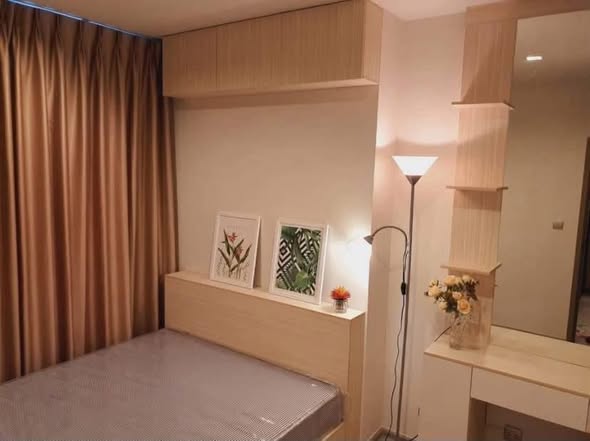 bedroom of Life Asoke Hype