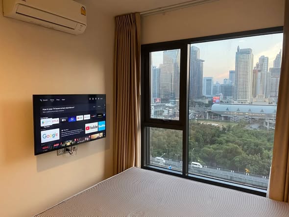 bedroom of Life Asoke Hype