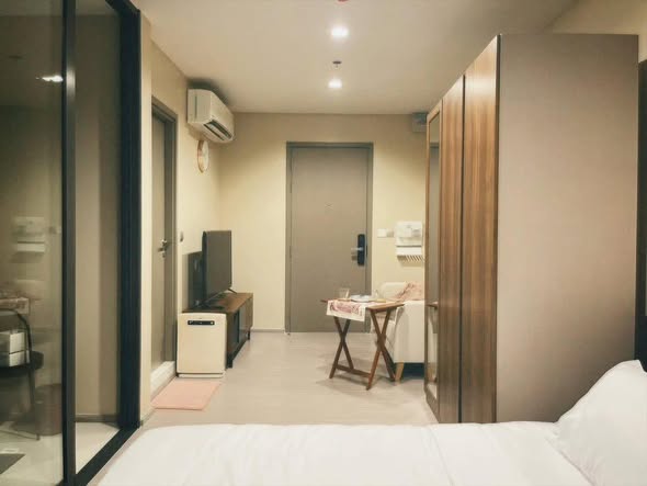 bedroom and room interior of Life Asoke Hype
