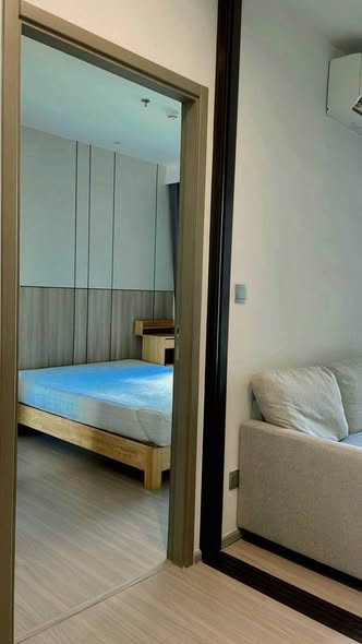 bedroom and room interior of Life Asoke Hype