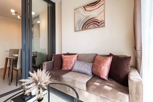 living room of Life Asoke Hype