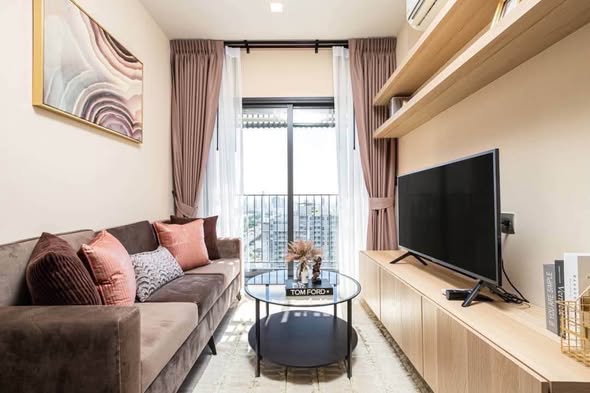 living room and bedroom of Life Asoke Hype