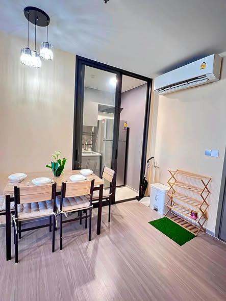 room interior of Life Asoke Hype