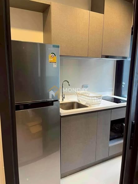 room interior of Life Asoke Hype