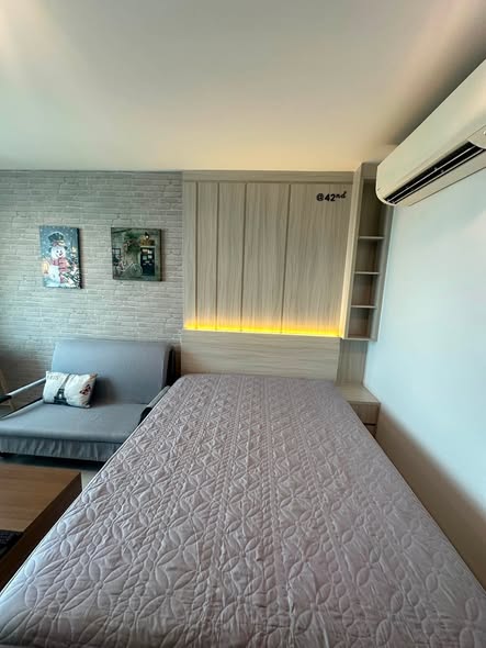 bedroom and room interior of Life Ladprao