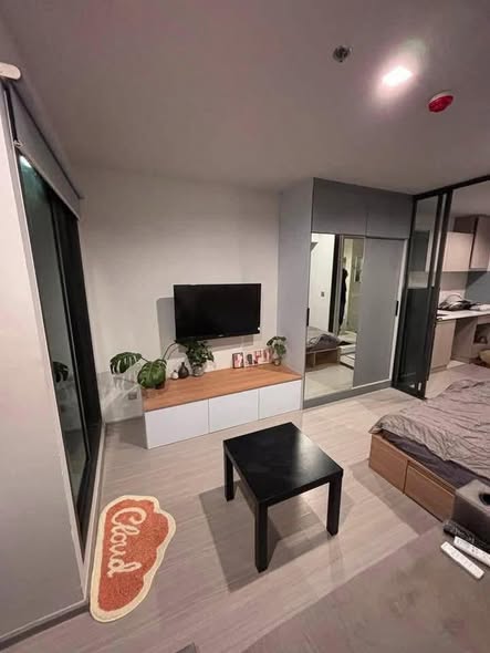 bedroom and room interior of Life Ladprao