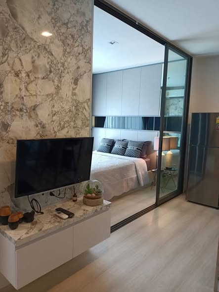 bedroom and room interior of Life Ladprao