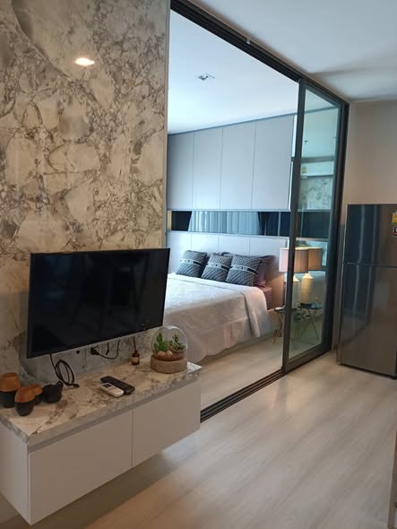 bedroom and room interior of Life Ladprao