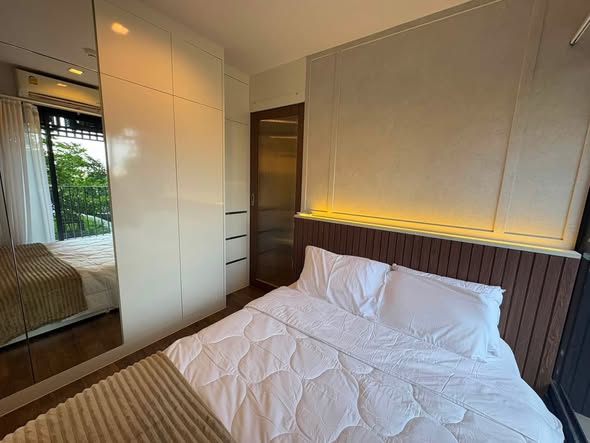 bedroom and room interior of Life Ladprao Valley