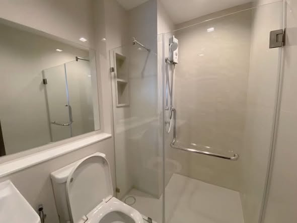 room interior and bathroom of Life Ladprao Valley