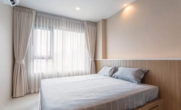 bedroom of Life One Wireless