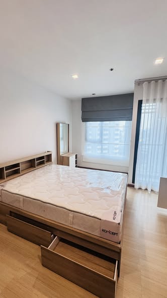 bedroom of Life One Wireless