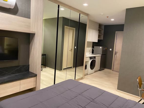 bedroom and room interior of Life One Wireless