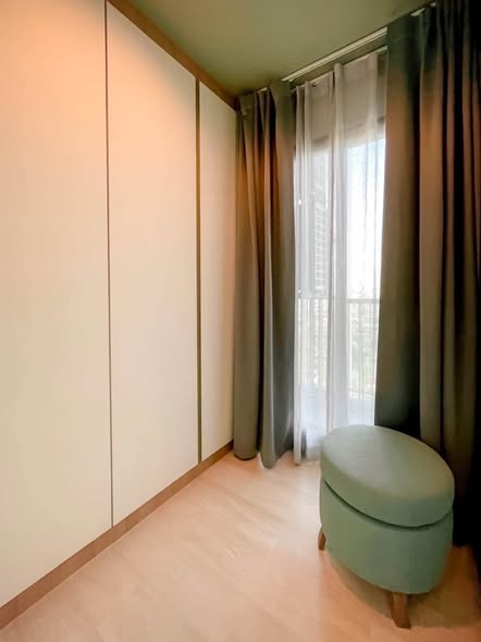 bedroom and room interior of Life One Wireless