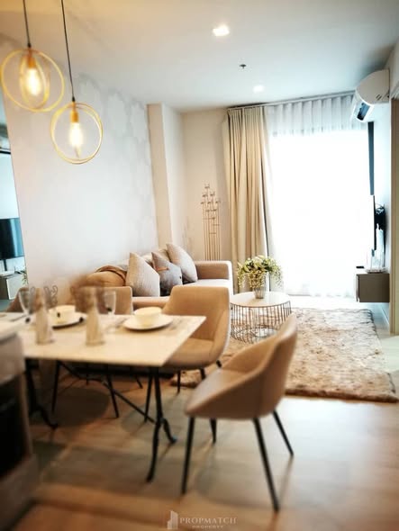 living room and room interior of Life One Wireless