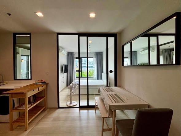 room interior of Life One Wireless