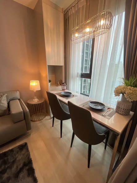 room interior of Life One Wireless
