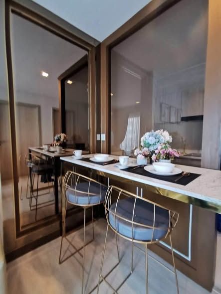 room interior and kitchen of Life One Wireless