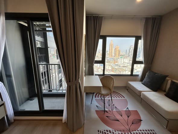 bedroom of Life Rama 4 – Asoke