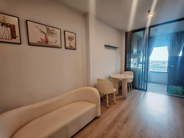 bedroom of Life Rama 4 – Asoke