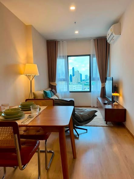 Life Rama 4 – Asoke