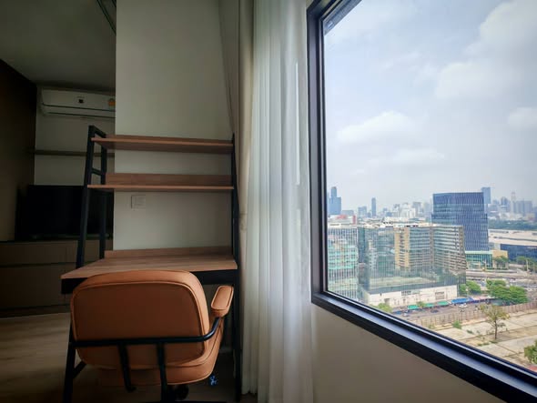 Life Rama 4 – Asoke