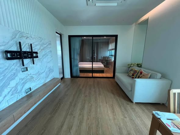 bedroom and room interior of Life @ Ratchada-Suthisan