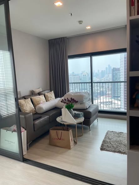 living room and bedroom and room interior of Life Sukhumvit 48