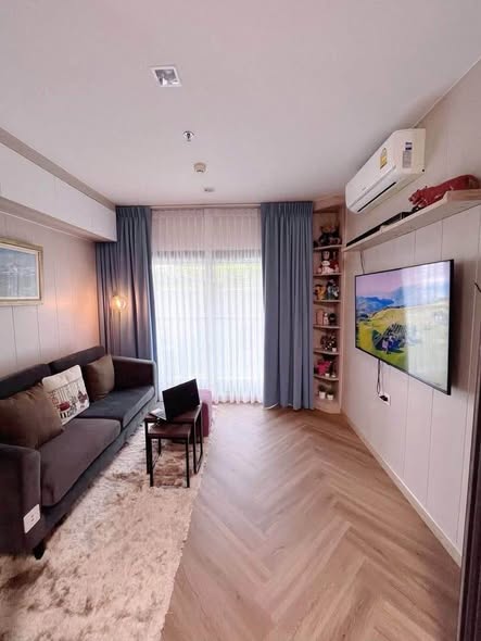 living room and bedroom and room interior of Life Sukhumvit 48