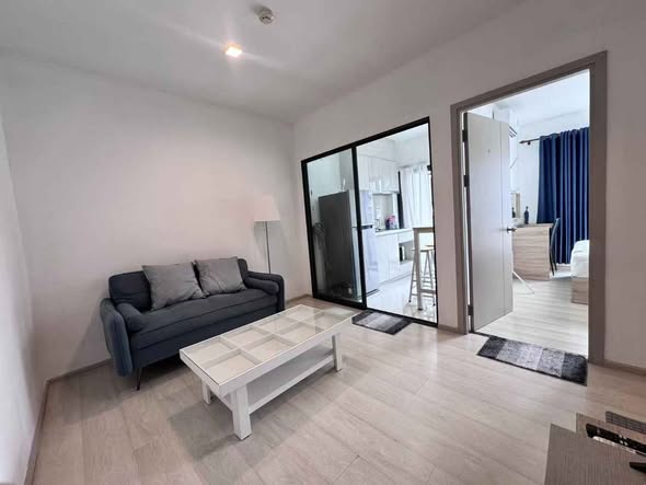 living room and bedroom and room interior of Life Sukhumvit 48