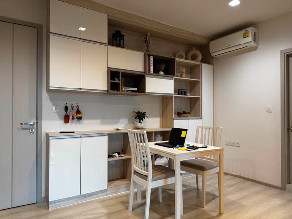 room interior of Life Sukhumvit 48