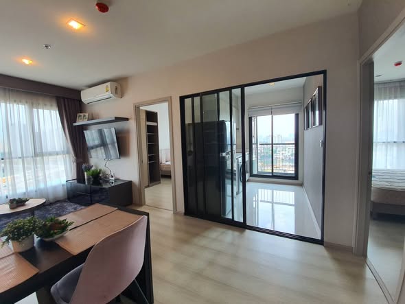 room interior of Life Sukhumvit 48