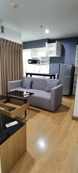 living room of เดอะพาร์คแลนด์แกรนด์ตากสิน