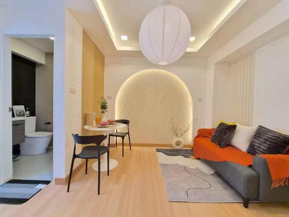 living room of ห้องเช่าโครงการเอื้ออาทรป่าตัน เชียงใหม่