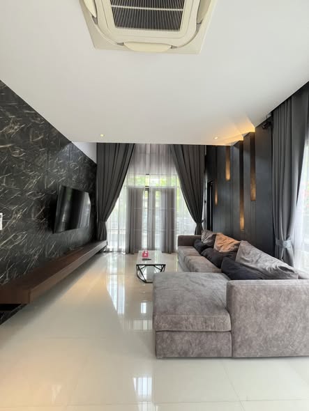 living room and bedroom of หมู่บ้านเดอะซิตี้ พัฒนาการ