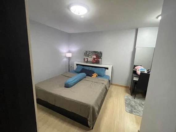 bedroom of Lumpini Center Sukhumvit 77.