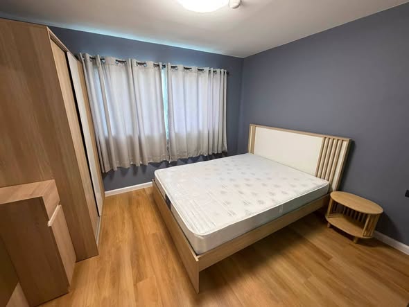 bedroom of Lumpini Center Sukhumvit 77.