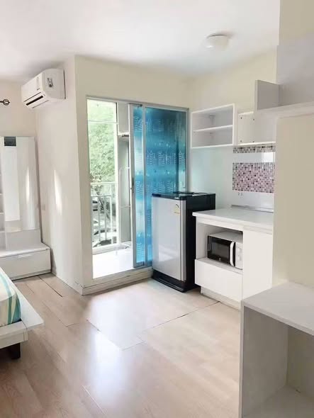 room interior of Lumpini Condo Town Bodindecha-Ramkhamhaeng