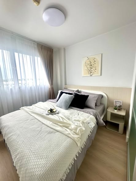 bedroom of Lumpini Condotown Bangkhae