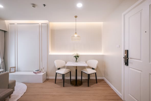 bathroom of Lumpini Park Riverside Rama 3