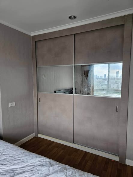 bedroom and room interior of Lumpini Park Riverside Rama 3