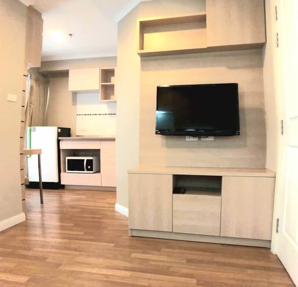 living room and room interior of Lumpini Park Riverside Rama 3