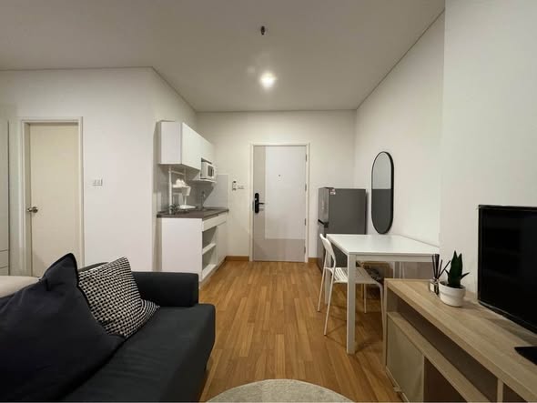 living room and bedroom of Lumpini Place Rama 3 – Riverine