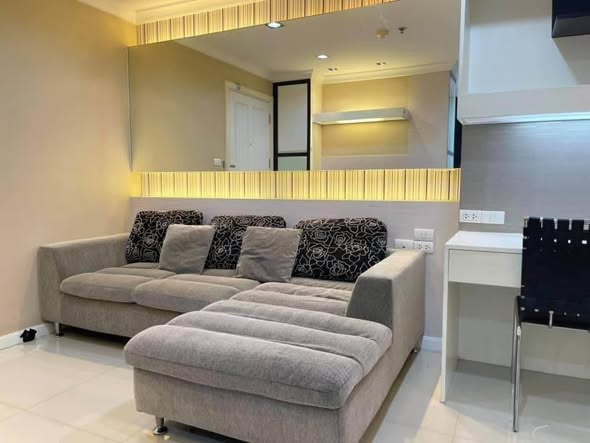 living room of Lumpini Place Rama 9 – Ratchada