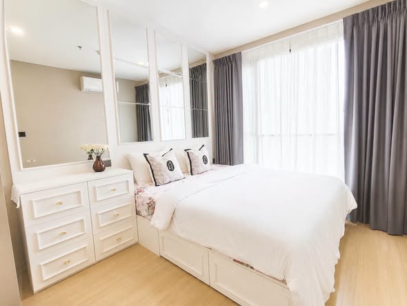 bedroom of Lumpini Suite Phetchaburi – Makkasan