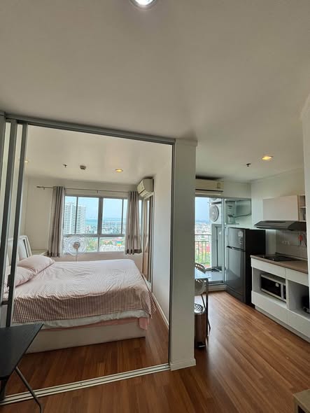 bedroom and room interior of Lumpini Ville Naklua – Wong Amat.