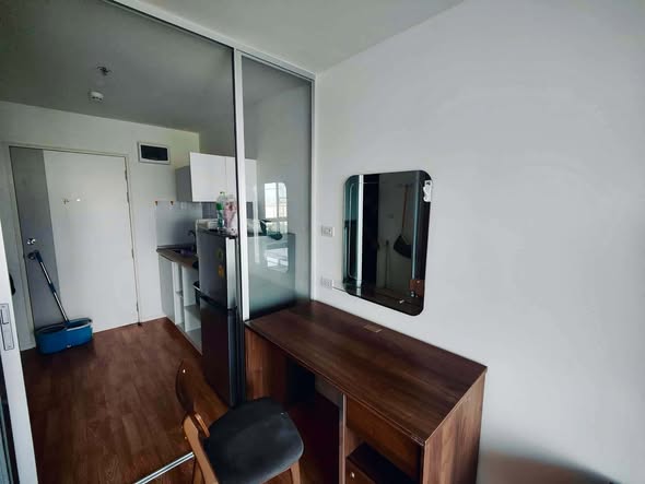 room interior of Lumpini Ville Phattanakarn-Srinakarin Condominium