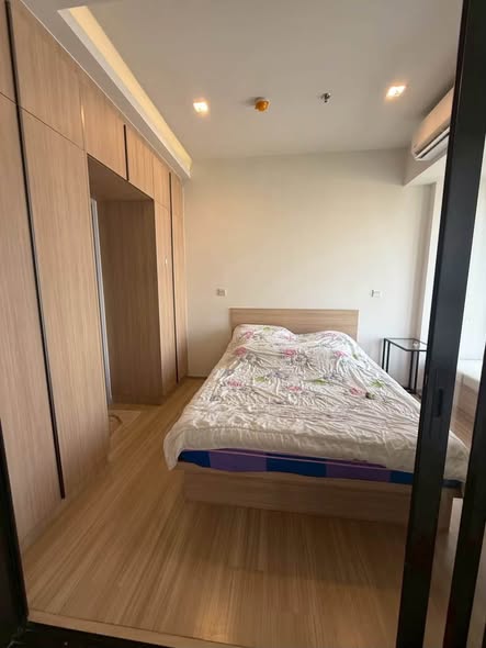 bedroom of M Jatujak
