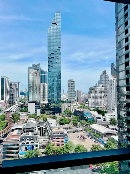 M Silom